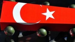 Bingöl'de yaralanan yüzbaşı şehit oldu