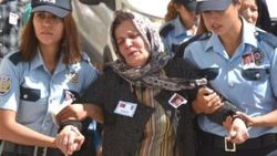 Şehit annesinin zor anları