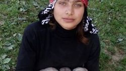 Keçiyi sırtında taşıyan Sena'nın köpekleri annesiz kaldı
