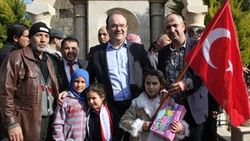 TİKA Başkanı Lübnan'da mültecileri ziyaret etti