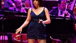 Sertab Erener İzmir'de konser verdi