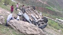 Siirt'te öğrenci servisi devrildi: 18 yaralı