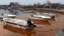 Silivri’de deniz kızıla büründü