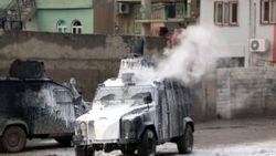 Silopi'deki Kobani protestosunda arbede