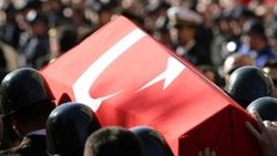 Mardin'de polis aracına bombalı saldırı: 3 şehit