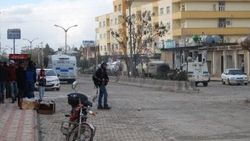 Şırnak'ta polisten göstericilere sizi seviyoruz anonsu