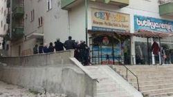 Patlayan sis bombası korkuya neden oldu