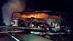 Sivas'ta kaza yapan otobüs alev aldı: 7 yaralı