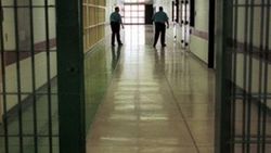 Ziyaretçi kadının ayakkabısından cezaevi krokisi çıktı
