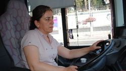 İstanbul'un tek kadın otobüs şoförü Şengül Tunç İZLE
