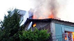 Soma'da 2 evde yangın