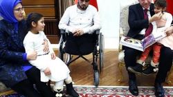 Erdoğan, Suriyeli Gözyaşı ve ailesini kabul etti