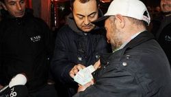 Serdar Ortaç Milli Piyango bileti aldı