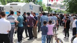 Siirt'te AK Partililere saldırı