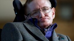 Hawking: Evreni çözdüm Trump'ın popülaritesini çözemedim