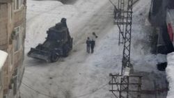 Yüksekova’da hendek operasyonu