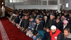 Konteyner kentteki Suriyelilerden Afrin duası