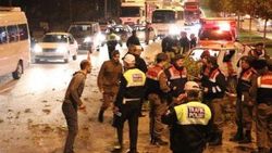 Kontrolden çıkan kamyonet Denizli'de dehşet saçtı