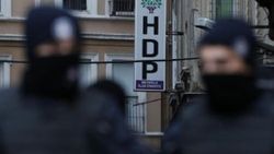 PKK'nın Ankara sorumlusu HDP binasında yakalandı