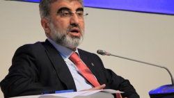 Bakan Yıldız ile Boydak'ın Koç tartışması