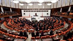 Seçimlerde Meclis'e giren kadın vekil sayısı yükseldi