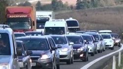 İnşaat işçileri eylem yaptı TEM'de trafik kitlendi - izle