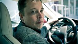 Tesla'nın CEO'su Musk'ın attığı tweet Samsung'a kaybettirdi