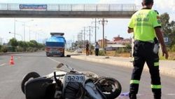 TIR'ın çarptığı motosikletli öldü