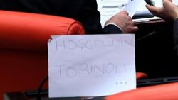 AK Parti sırasında hoşgeldin Torinolu yazısı