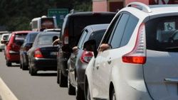 İstanbul'a dönüş trafiği başladı