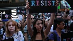 ABD'deki transseksüeller Trump'ı protesto ediyor