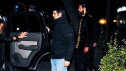 Tuğba Özay sevgilisiyle gecelerde