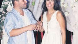 Tuğba Özerk yine nişanlandı