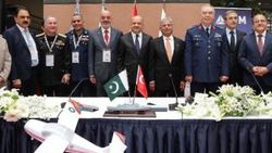 Türkiye Pakistan'a gemi satıp uçak alacak