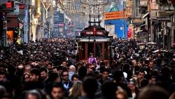 Türkiye en mutsuz üçüncü ülke oldu