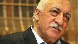Gülen: Ünlü bir kişiyi kaset komplosundan kurtardım - izle