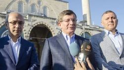 Davutoğlu bayrama Konya'da girdi