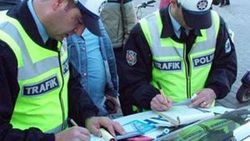 60 bin alkollü sürücünün ehliyetine el kondu