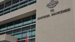 CHP bu hafta beş iptal davası için AYM'ye gidiyor