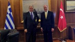 Yunan Bakan'dan Türk Büyükelçi'ye büyük jest
