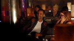 Gürkan Uygun Çakallarla Dans filminde ezber bozdu - İzle
