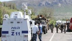Diyarbakır'da yol kapatma eylemine jandarma müdahalesi