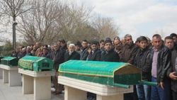 Konya'daki patlamada ölen baba ve 3 oğlu toprağa verildi