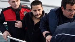 Antalya'da annesini öldüren genç tahliye edildi