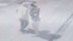 Suriyeli esnaf kayınbiraderi tarafından soyuldu