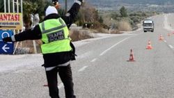 Rüşvet olarak tanga alan polisin 11 yıl hapsi istendi