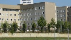 Ümraniye'de hastane bahçesinde bıçaklı saldırı: 3 ölü