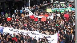 Amman'da Halep'e destek gösterisi