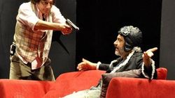 Nejat Uygur ölüm yıl dönümünde sahnede anıldı