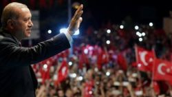 İngiliz gazete Cumhurbaşkanı Erdoğan'ı övdü